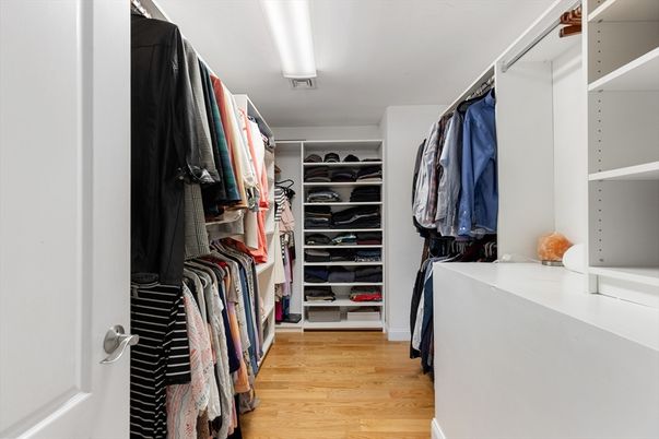 Interior, Walk-in Closets, Wood Texture Flooring