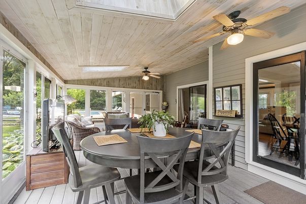 Dining room, Interior, Sun Room, Wooden Ceilings, Wood Texture Flooring