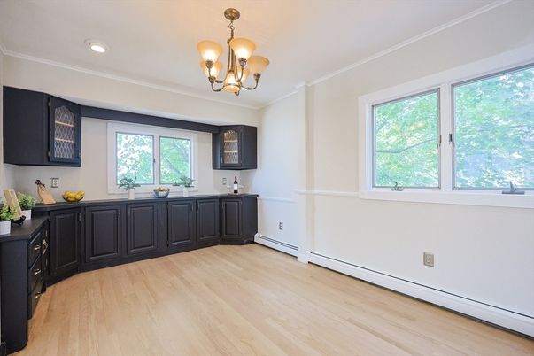 Chandelier, Interior, Recessed Lighting, Wood Texture Flooring