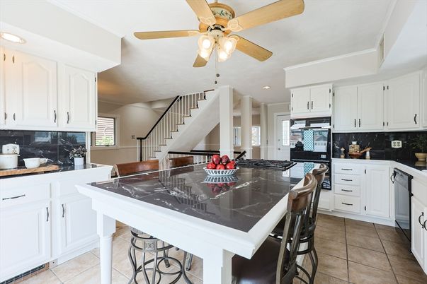 Interior, Kitchen, Recessed Lighting