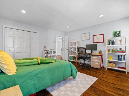 Bedroom, Home Office, Interior, Recessed Lighting, Wood Texture Flooring