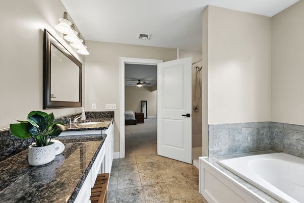 Bathroom, Dual Sink Vanities, Interior
