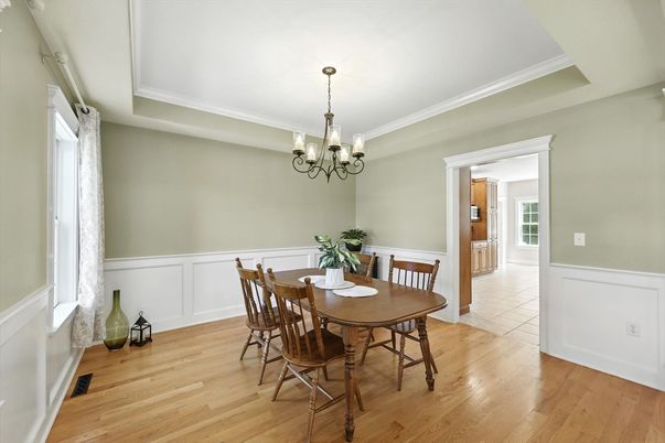 Chandelier, Dining room, Interior, Wood Texture Flooring