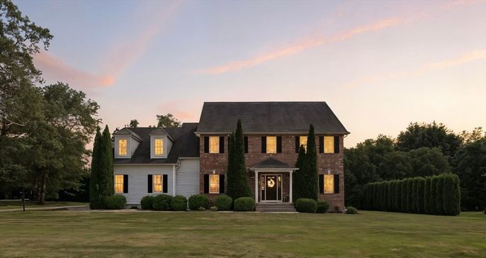 Exterior, Facade, Brick Facade, Georgian
