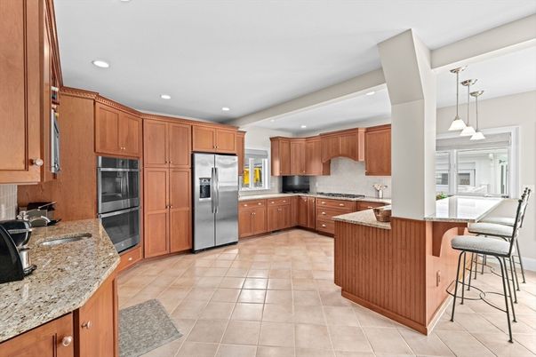 Interior, Kitchen, Pendant Lights, Recessed Lighting, Stainless Steel Appliances