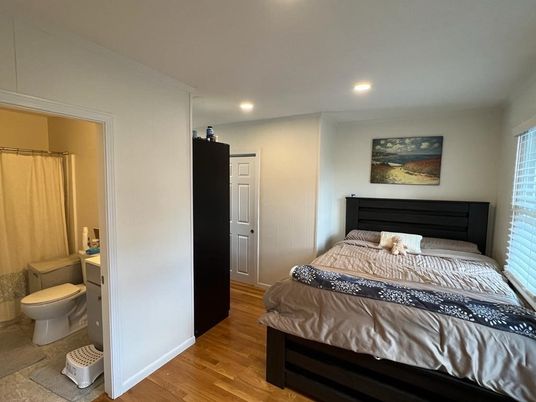 Bathroom, Bedroom, Interior, Recessed Lighting, Wood Texture Flooring