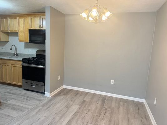 Chandelier, Interior, Kitchen, Wood Texture Flooring