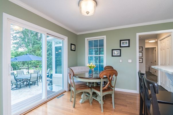 Dining room, Interior, Wood Texture Flooring
