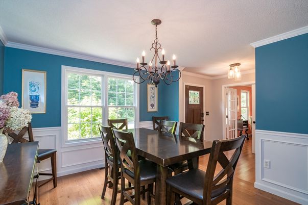 Chandelier, Dining room, Interior, Wood Texture Flooring