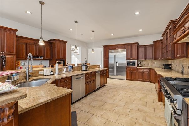 Interior, Kitchen, Pendant Lights, Recessed Lighting, Stainless Steel Appliances