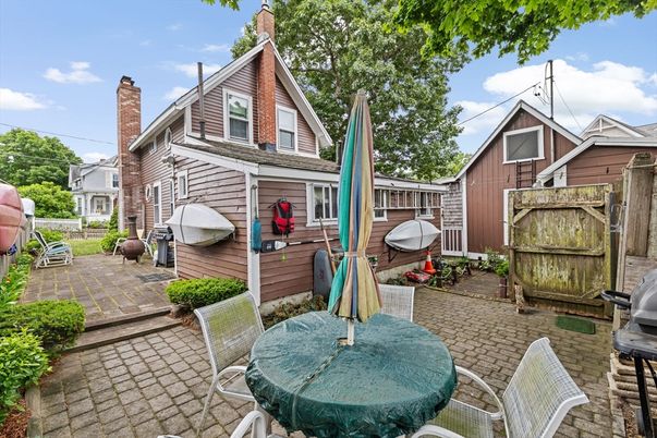 Exterior, Hot Tub