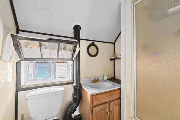 Bathroom, Free Standing Baths, Interior