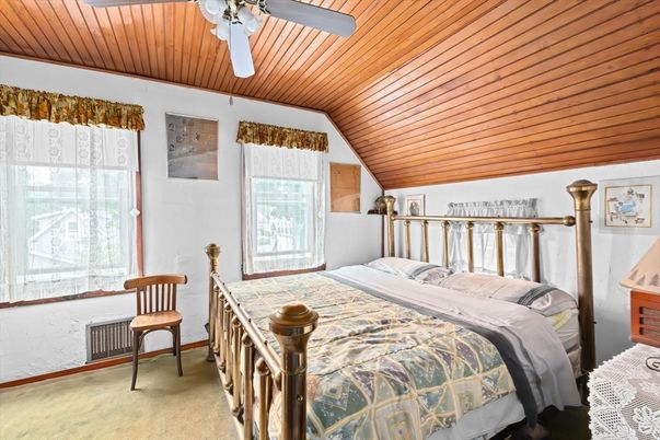 Bedroom, Interior, Wooden Ceilings