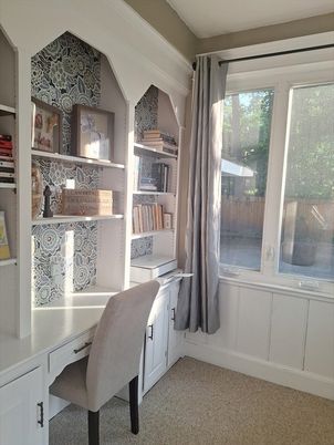 Home Office, Interior