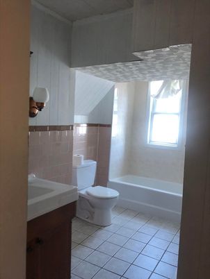 Bathroom, Interior, Pendant Lights