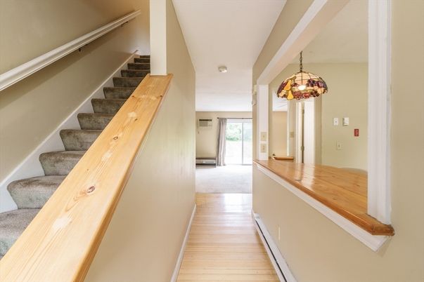 Interior, Pendant Lights, Wood Texture Flooring