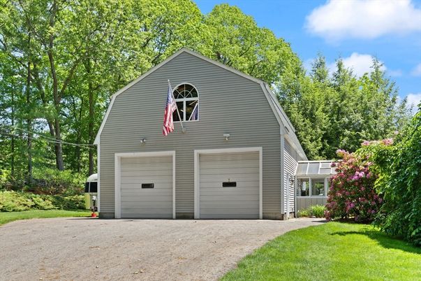 Backyard, Detached Garage, Exterior