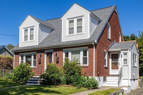 Exterior, Facade, Brick Facade, Cape Cod