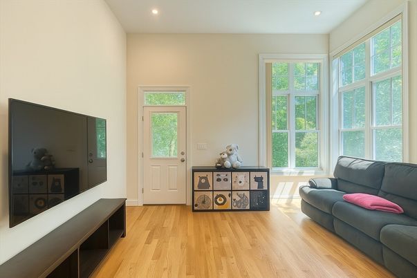 Interior, Recessed Lighting, Wood Texture Flooring