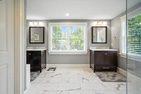Bathroom, Interior, Marble, Recessed Lighting