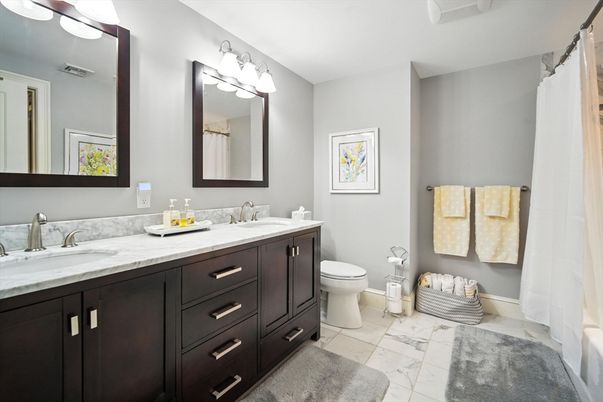 Bathroom, Dual Sink Vanities, Interior, Marble