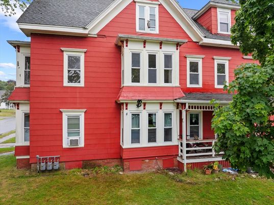 Exterior, Facade, Queen Anne Victorian