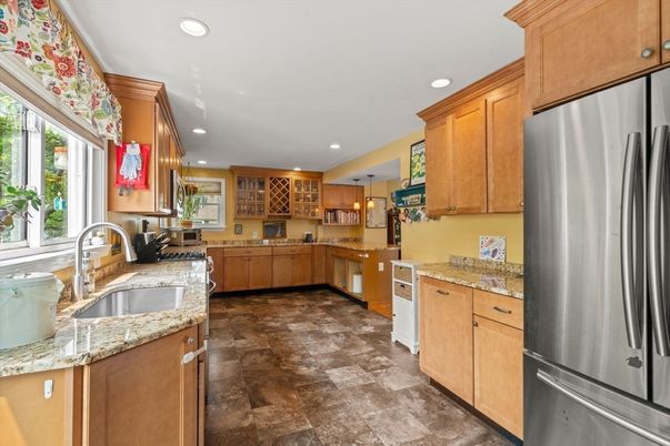 Interior, Kitchen, Pendant Lights, Recessed Lighting, Stainless Steel Appliances