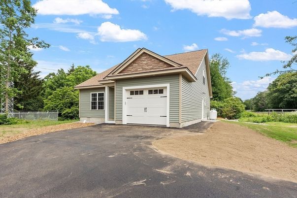 Backyard, Detached Garage, Exterior