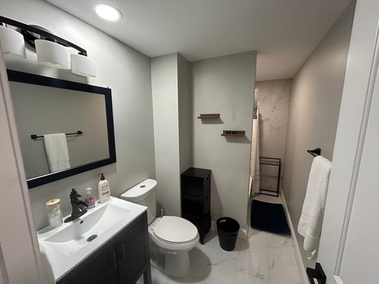 Bathroom, Interior, Marble, Marble Walls, Recessed Lighting