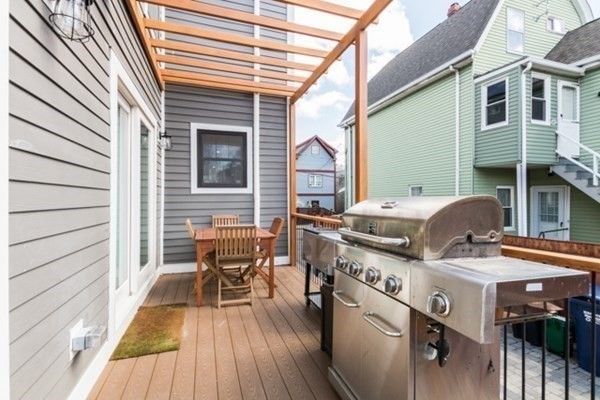 Exterior, Wood Texture Flooring