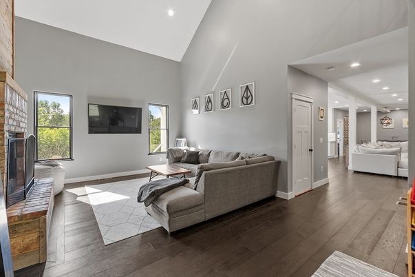 Interior, Living room, Recessed Lighting, Wood Texture Flooring