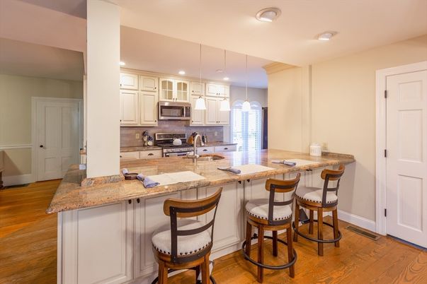 Interior, Kitchen, Pendant Lights, Recessed Lighting, Wood Texture Flooring