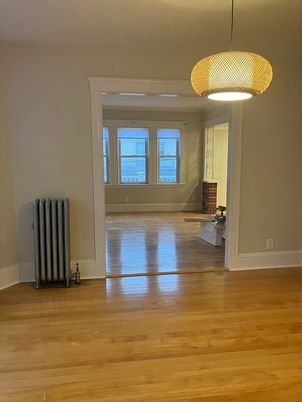 Interior, Pendant Lights, Wood Texture Flooring