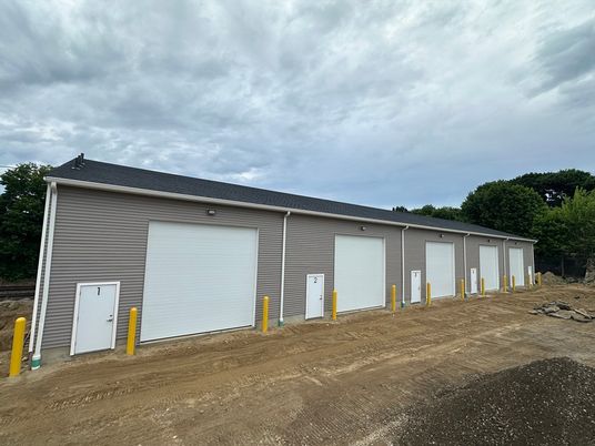 Detached Garage, Exterior
