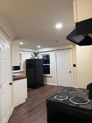 Interior, Kitchen, Recessed Lighting, Wood Texture Flooring
