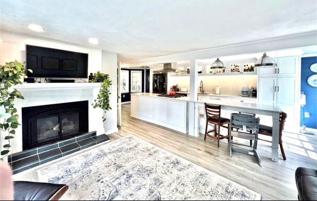 Fireplace, Interior, Kitchen, Recessed Lighting, Wood Texture Flooring