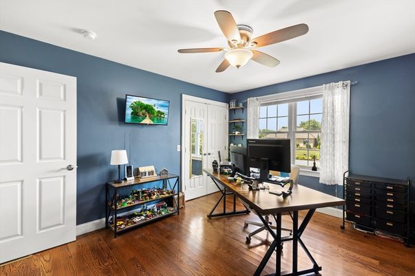 Home Office, Interior, Wood Texture Flooring
