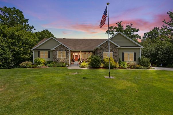 Exterior, Facade, Brick Facade, Ranch