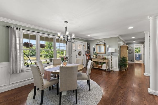 Chandelier, Dining room, Interior, Recessed Lighting, Wood Texture Flooring