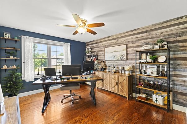 Home Office, Interior, Wood Texture Flooring, Wooden Walls