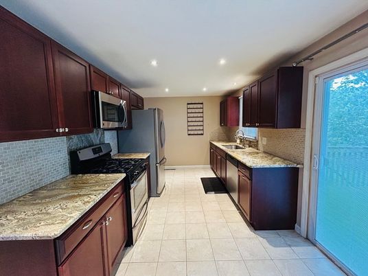 Interior, Kitchen, Recessed Lighting