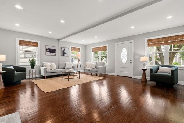 Interior, Living room, Recessed Lighting, Wood Texture Flooring