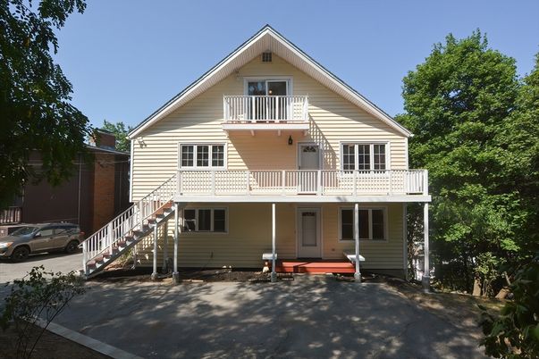 Exterior, Facade, Farmhouse