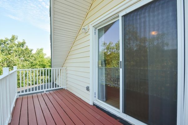 Exterior, Wood Texture Flooring