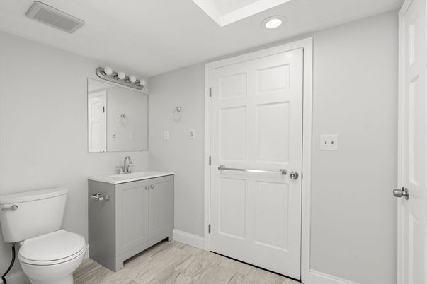 Bathroom, Interior, Recessed Lighting, Wood Texture Flooring