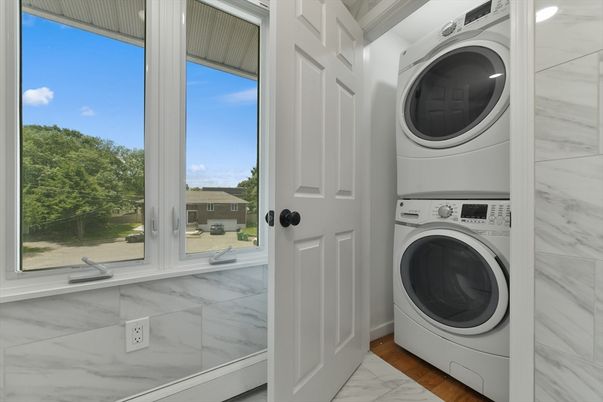 Bathroom, Interior, Marble, Marble Walls, Utility Closets, Washer