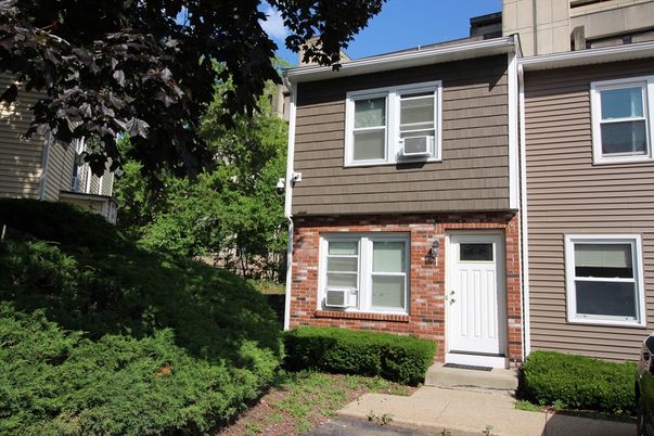 Exterior, Facade, Brick Facade, Rowhouse