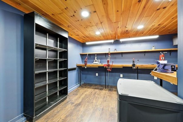 Interior, Recessed Lighting, Wooden Ceilings, Wood Texture Flooring