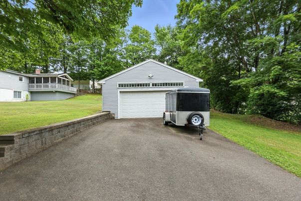 Backyard, Detached Garage, Exterior