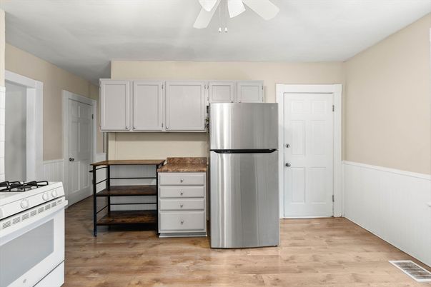 Interior, Kitchen, Wood Texture Flooring